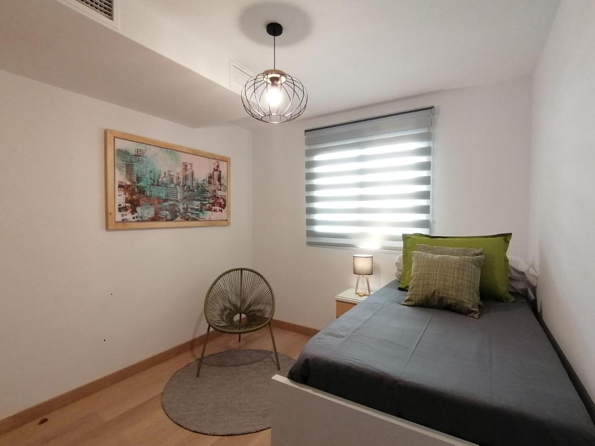 Relax & Home, Apartamento Con Terraza Y Parking 拉苏维亚 外观 照片