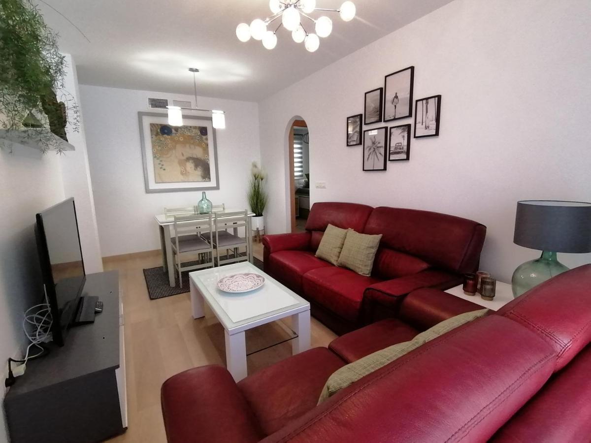 Relax & Home, Apartamento Con Terraza Y Parking 拉苏维亚 外观 照片